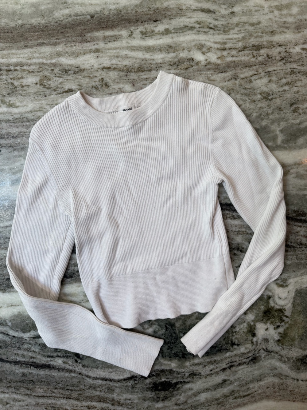 Garage White Ribbed Long-Sleeve Crop Top
Size Small
